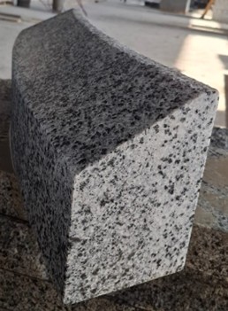 Radiusinis astu