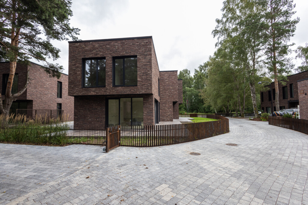 Nida Granit, Palanga