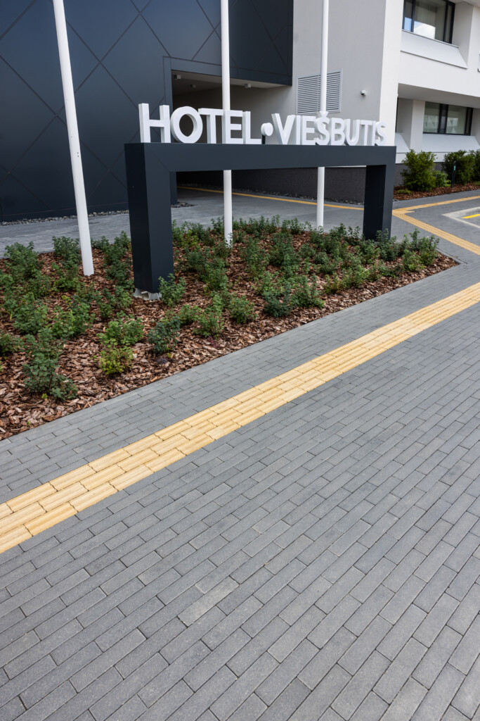 Air Inn, Dito, Prizma, Via